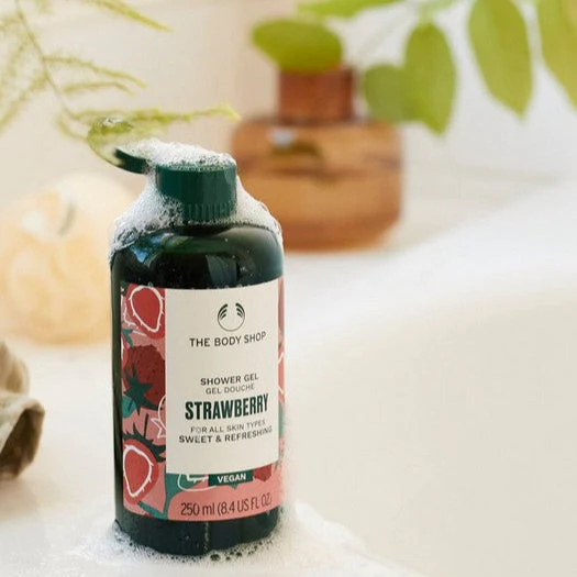 Strawberry Shower Gel - Image 3