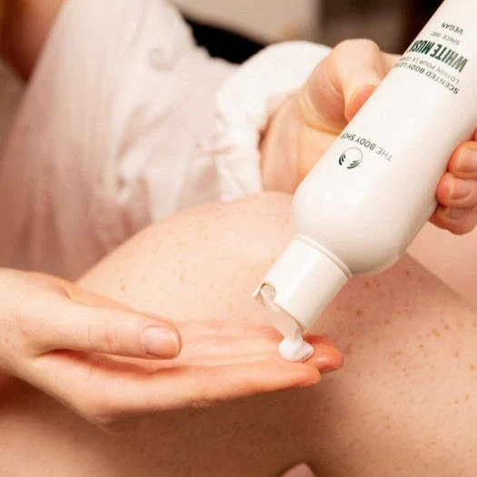 White Musk® Body Lotion 250ml - Image 3